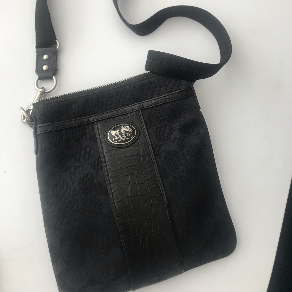 Almost new! Coach crossbody